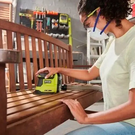 Lijadora Triangular Ryobi RPS18-0 18V ONE + | Incluye 6 lijas | Compacta y precisa - Herramientas a Batería