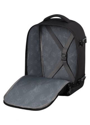 Mochila American Tourister Take2cabin S/ Capacidad 24.2L/ Negra - Tiensol