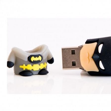 Pendrive 32GB Tech One Tech Super Bat USB 2.0 - Tiensol